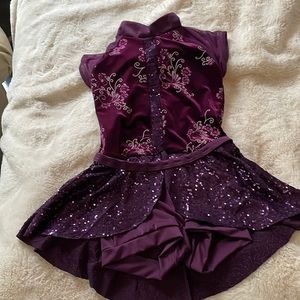 Brand New Weissman Acro Costume